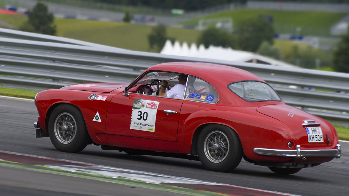 Alfa_Romeo_Sprint_Coupe_1952.5.jpg